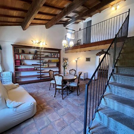 Casola in Lunigiana Ancient Farmhouse With Private Heated Hot Tub And Poolヴィラ エクステリア 写真