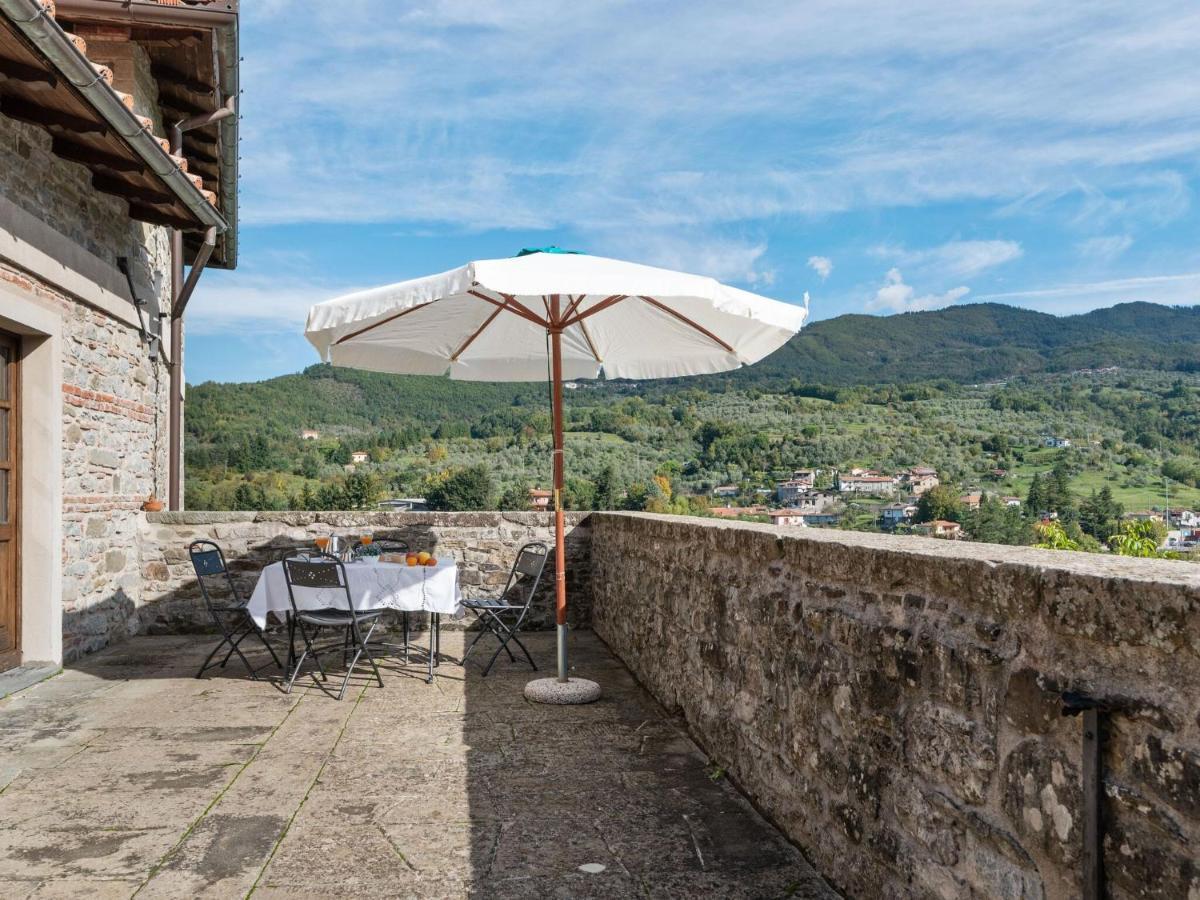 Casola in Lunigiana Ancient Farmhouse With Private Heated Hot Tub And Poolヴィラ エクステリア 写真