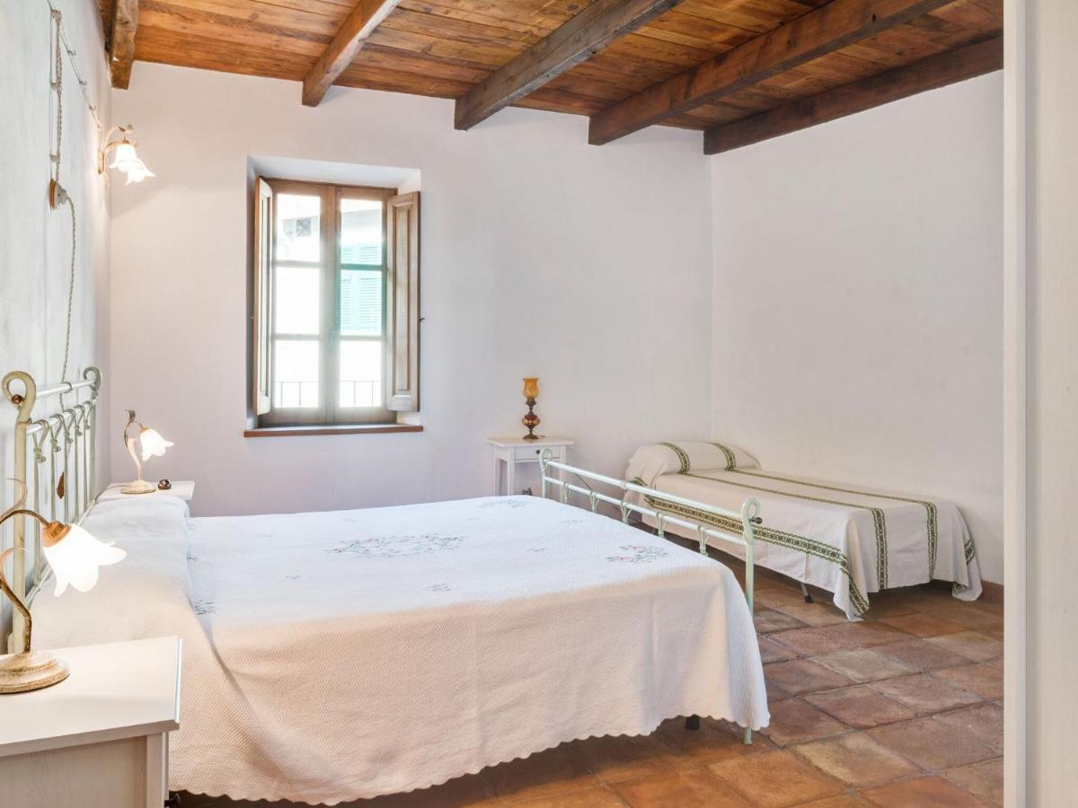 Casola in Lunigiana Ancient Farmhouse With Private Heated Hot Tub And Poolヴィラ エクステリア 写真