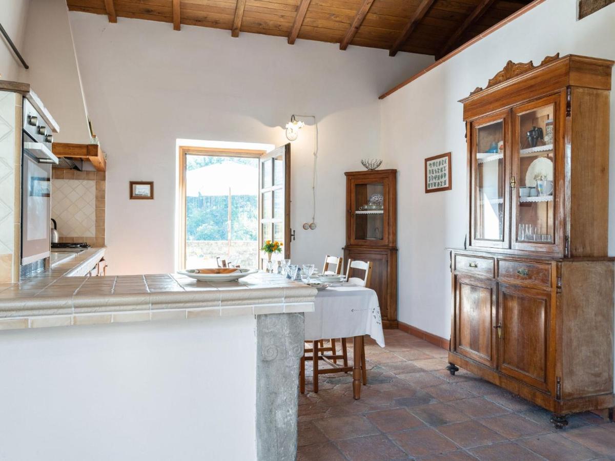 Casola in Lunigiana Ancient Farmhouse With Private Heated Hot Tub And Poolヴィラ エクステリア 写真